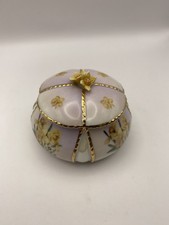 Ardleigh Elliott "Daffodils"- 4th Issue In Lena Liu's Garden Treasures Music Box