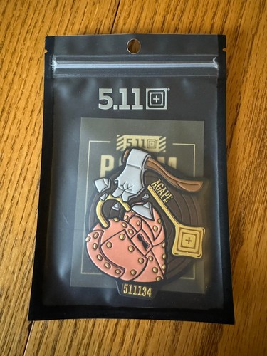 5.11 Tactical Patch Of The Month February 2025 POTM #134 Valentine's Day Heart - 第 1/3 張圖片