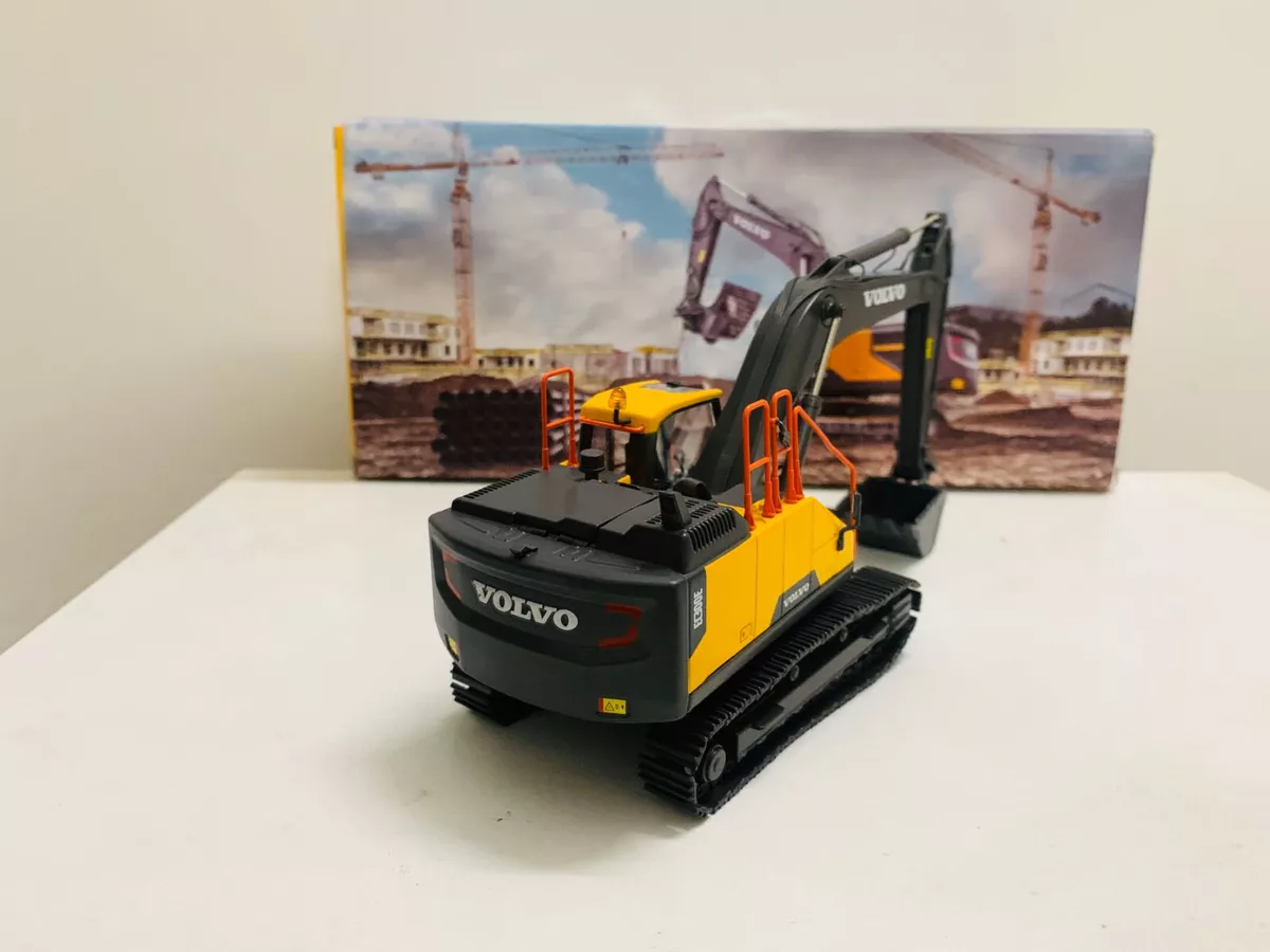 Motorart Volvo EC300E Excavator 1:50 Scale Die-Cast Model Motorart Volvo EC300E Excavator 1:50 Scale Die-Cast Model