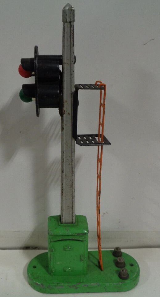 1945-59 VINTAGE LIONEL #153 GREEN AUTOMATIC BLOCK CONTROL SIGNAL TESTED WORKS - Image 4 of 4