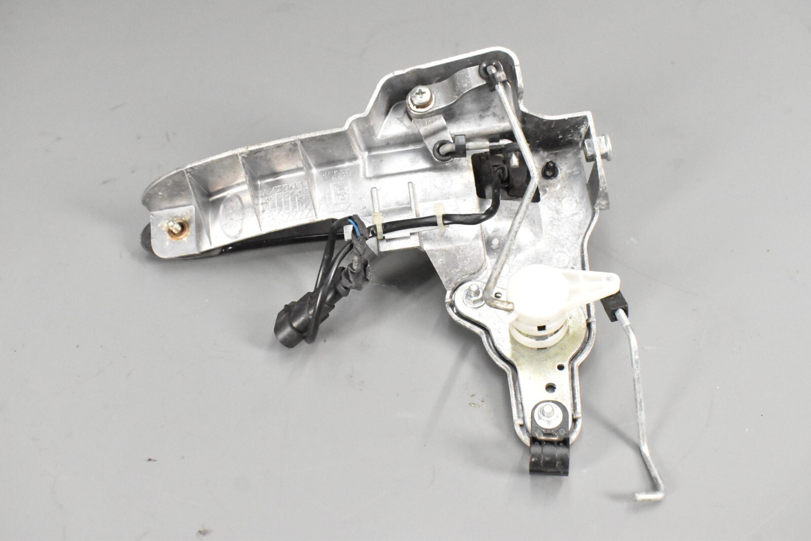 Maserati Quattroporte 2004-2013 Front Right Door handle