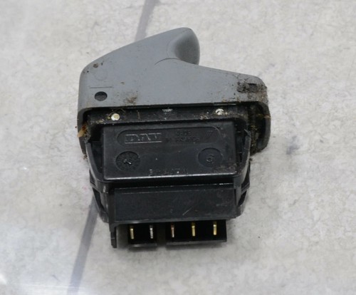 RENAULT Twingo C06 Bj 1999 Schalter Fensterheber vorne Rechts #63171-B77