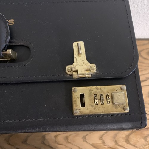 Pilot Eastern Air Flight Document Travel Sales Bag Attaché Briefcase VTG SeeNote - Picture 7 of 23
