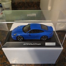 Porsche 911 GTS Club Coupe 60 Years Porsche America 1:43 Spark WAX02020001  (17)