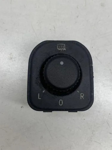 VW PASSAT Variant B6 3C5 Spiegeleinstellschalter 1K0959565F 2.00 23935465