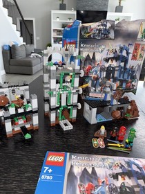 LEGO Knights Kingdom set 8780 - Citadel of Orlan; 100% complete W  manual