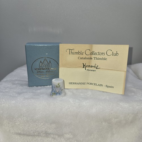 Thimble Collectors Club Catalonia Thimble Herrandiz Porcelain Spain w/ Box