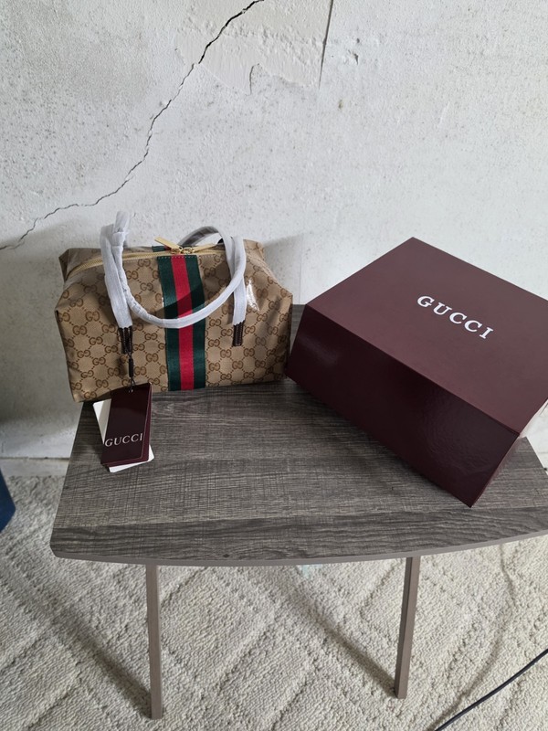 Gucci GG Monogram Zip-Around Makeup Bag Beige Green Red Web Stripe