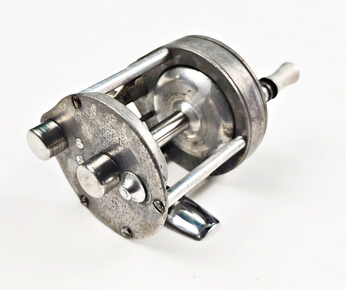 リール GULF REEL リール GULF REEL リール GULF REEL Fishing reels designed to