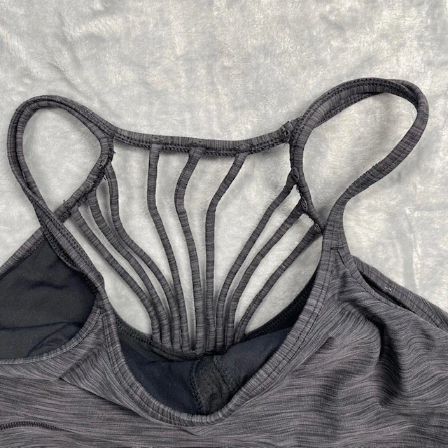 Camiseta sin mangas Prana XS gris activa sujetador incorporado con tiras entrenamiento trasero Foto 2 de 4