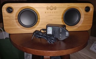 House of Marley Get Together Bluetooth Speaker EM JA006B In Excellent Condition.