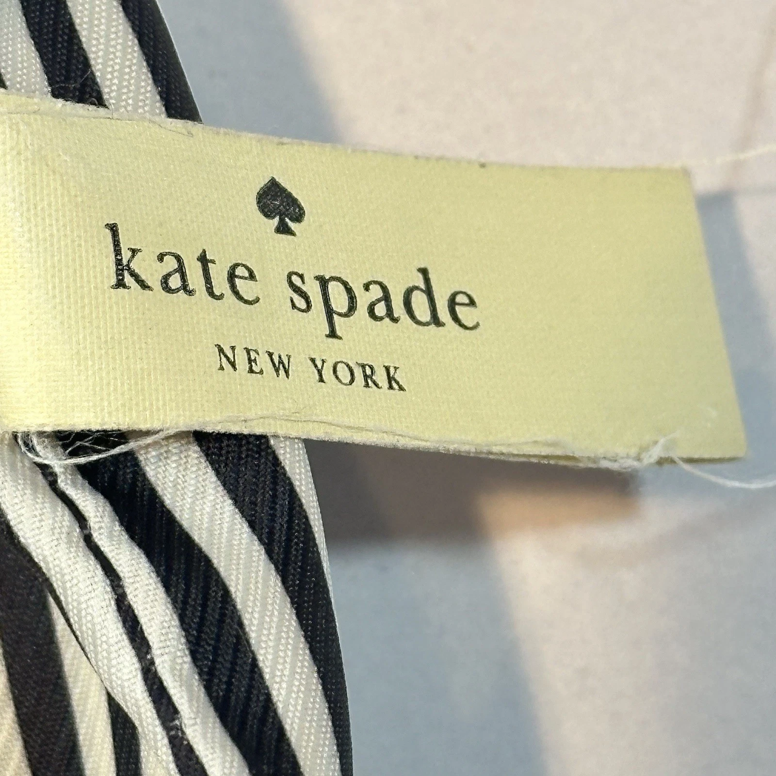 Borsa Kate Spade New York Prospect Place Kiai Hobo pelle di mucca color crema ciottoli