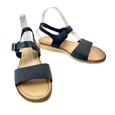 BATA Ankle Buckle Sandals Women s in Black *Marked Size 6, Fits larger*