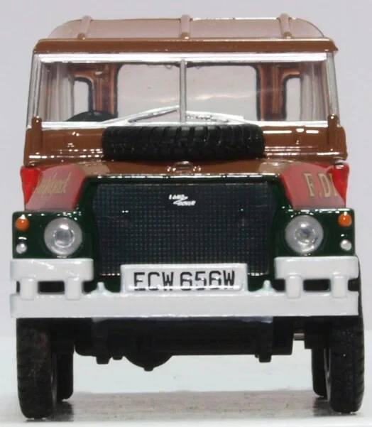 Oxford 43LRL006 Land Rover Lightweight Hard Top Fred Dibnah 1/43 Scale - T48Post - Image 2 of 4