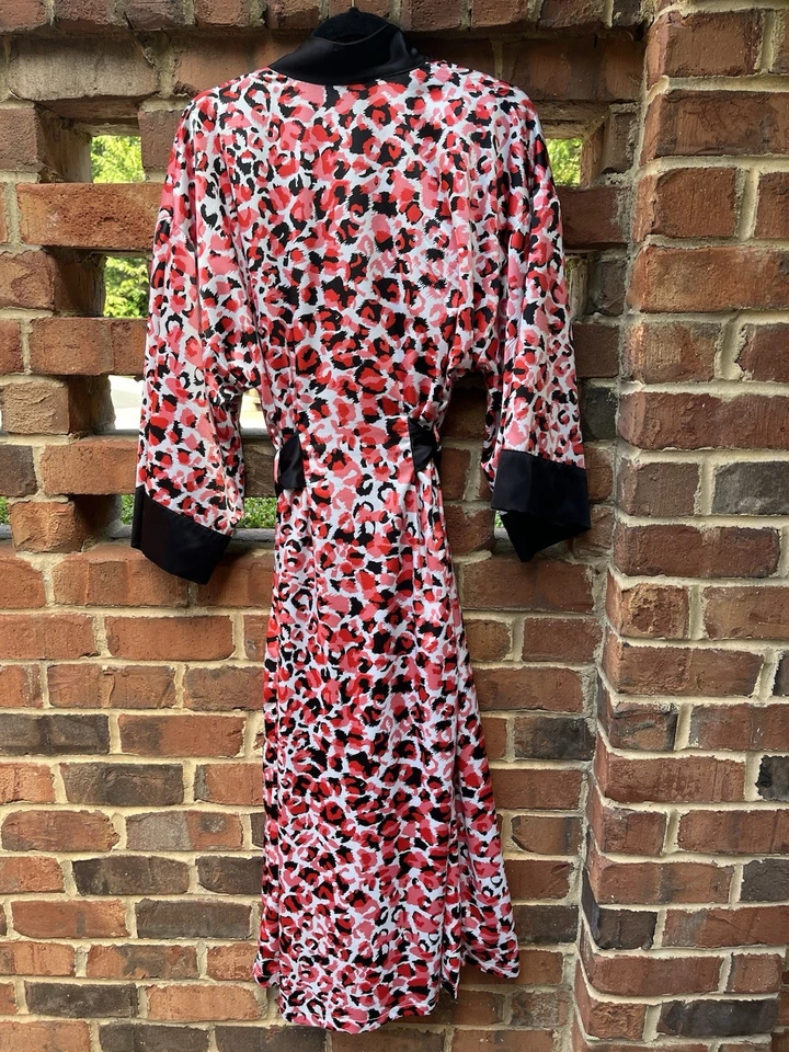 Jones New York Vestido y Bata Talla S/M, Rosa/Negro Estampado Leopardo Foto 2 de 4