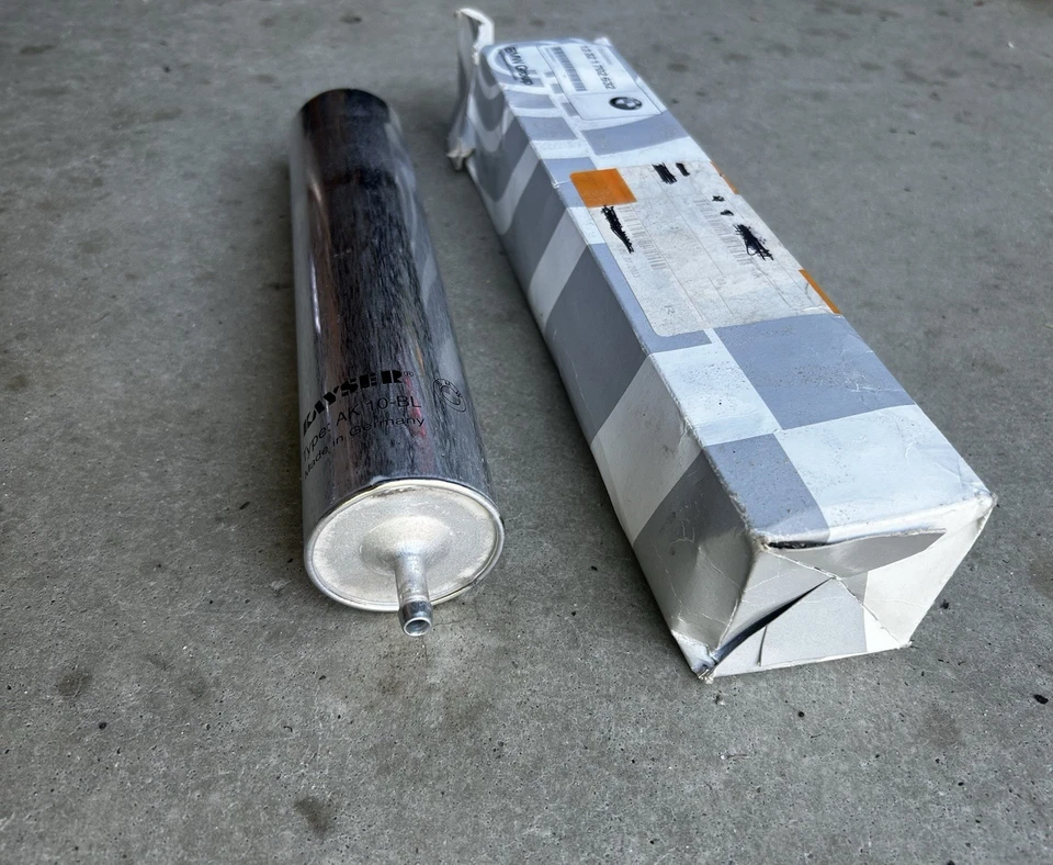 Filtro de combustible original BMW 528i, 540i, 740i, 740iL, 750iL, 840Ci, 850Ci 13321702632 Foto 3 de 4