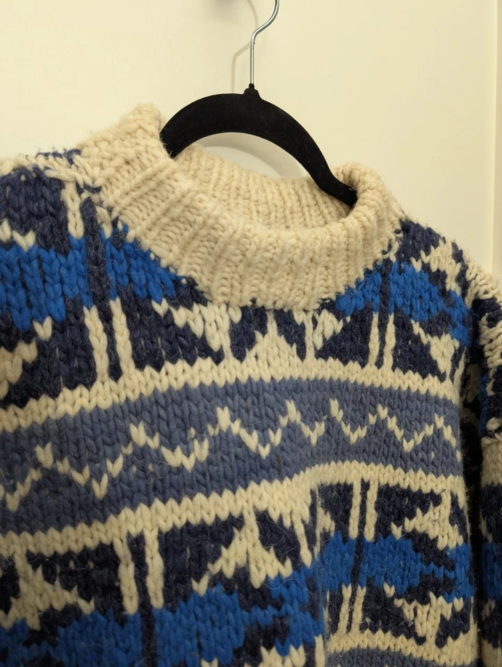 Vintage Handknit Chunky Mens XL 100% Wool Sweater Ecuador Blue Ivory Fisherman's - Image 3 of 4