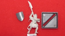 Games Workshop Bretonnia Bretonnian Men at Arms Halberd Warhammer The Old World