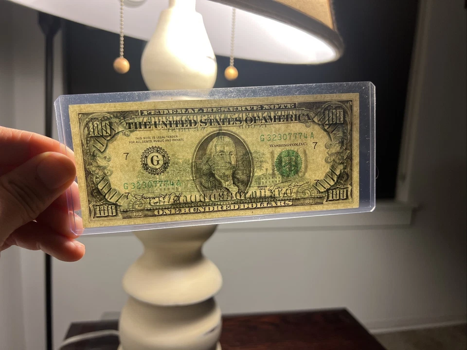 $100 1974 Chicago Federal Reserve Note - Image 4 of 4