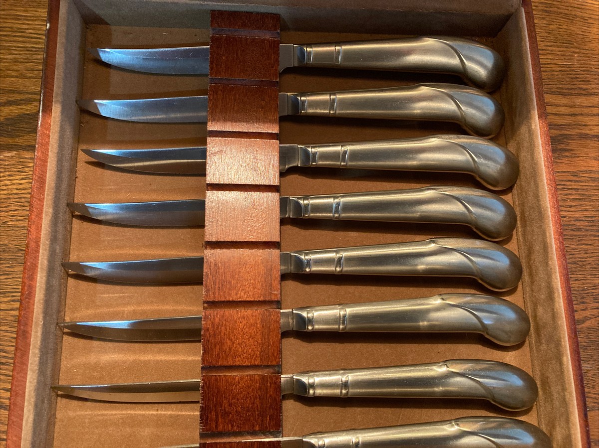 Vintage Amway Blair House 8pc Stainless Steel Pistol Grip STEAK