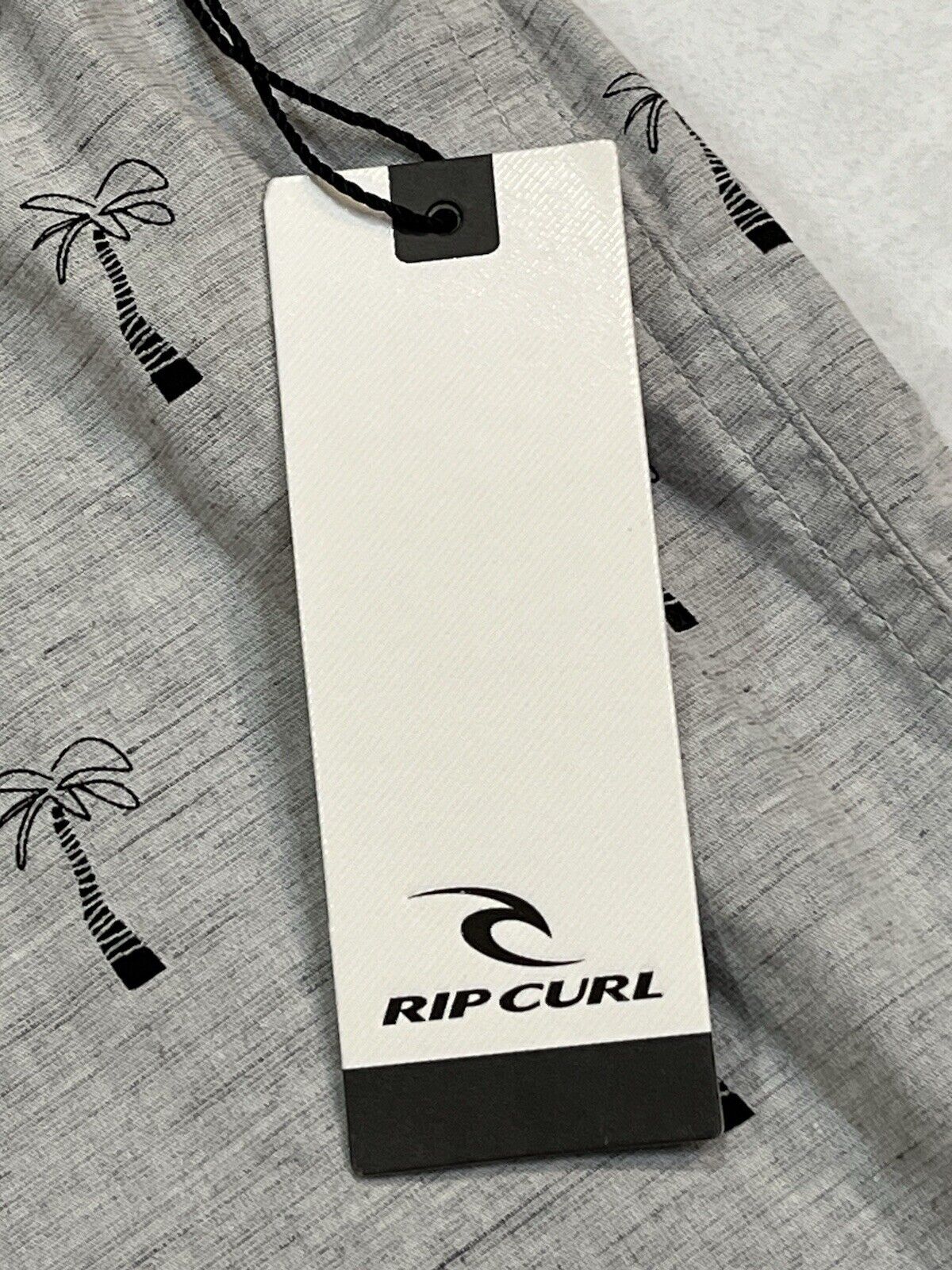 Picture 4 of 11