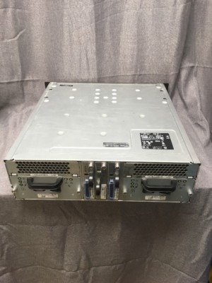 Dell AMP01 PowerVault Server Disk Array + 2 ULTRA 320 SCSI Controllers 