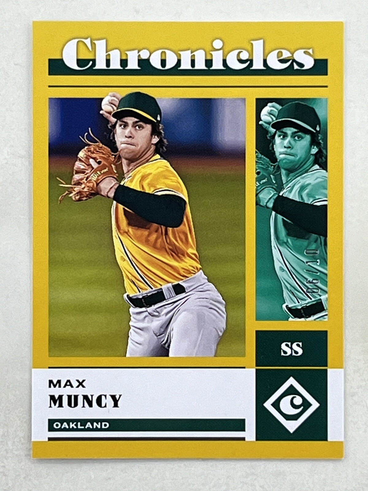 Max Muncy 2023 Panini Chronicles Gold /10 #6 Sports MLB Oakland Athletics Card