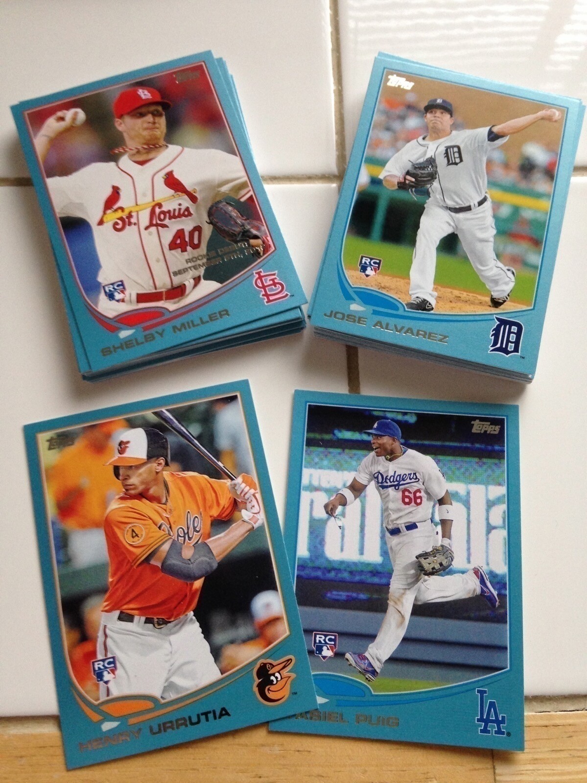 2013 Topps Update Wal Mart Blue Parallel Ryan Roberts US65 Low S&H
