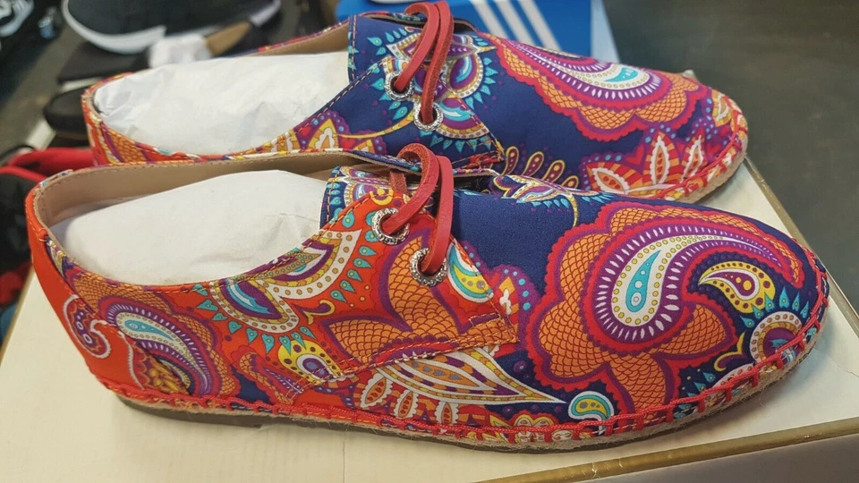 Sebago Women's Persia Print Darien Liberty Art Fabrics Lace up Shoes (US 7) NIB - Image 2 of 4