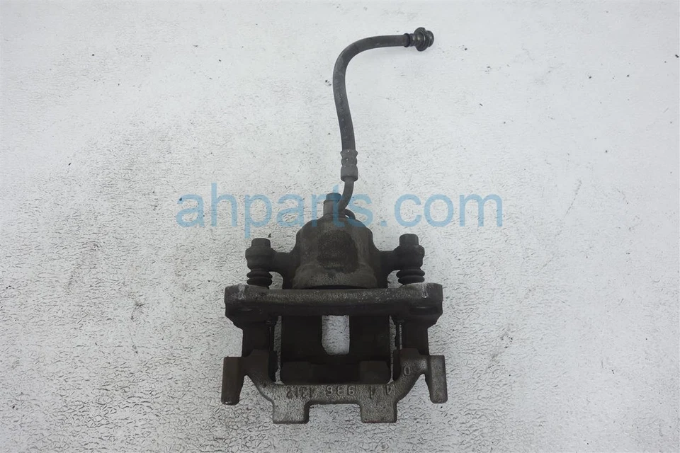 Pinza de freno trasera derecha Infiniti G37 2009 44001-Eg51c Foto 4 de 4