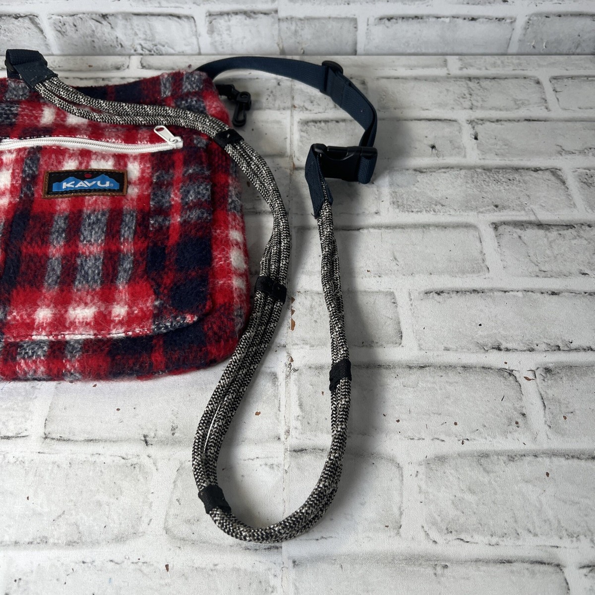 Kavu Red white Blue Plaid Sling Bag Kavu Rope Fleece Lumberjack Red White Blue Buffalo Plaid  main image 4