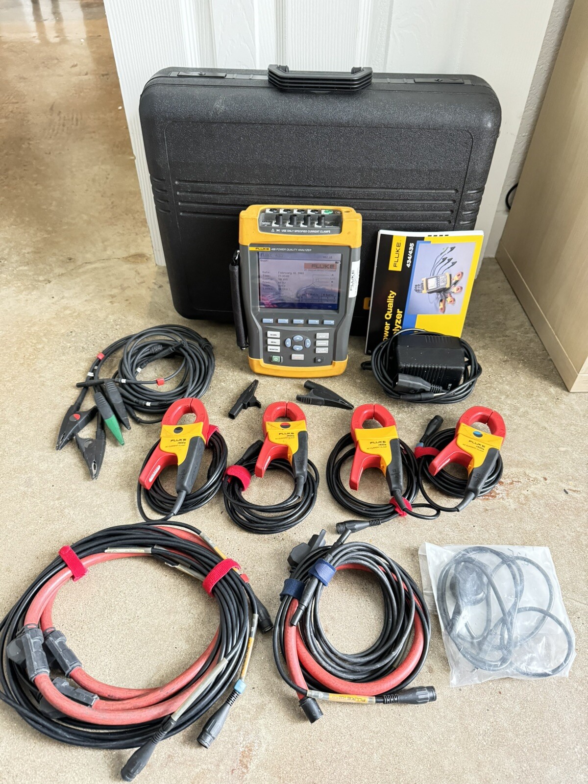 Fluke 435 Power Quality Analyzer W/Fluke i400s & Accessories & Case
