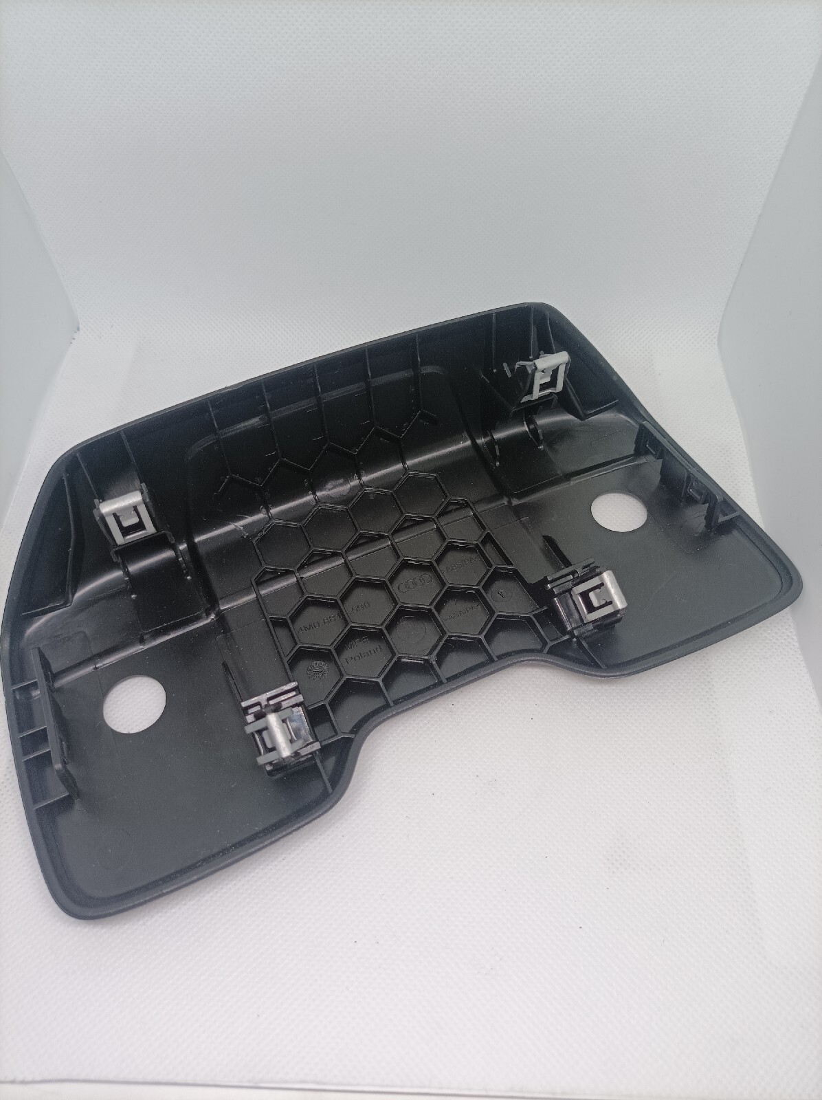 AUDI A5 FRONT LEFT SIDE SEAT HEADREST HEAD REST TRIM COVER OEM 2018