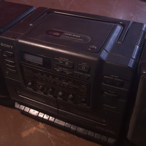 VTG Sony CD Radio Cassette-Corder CFD-540 Boombox - Needs cassette belts