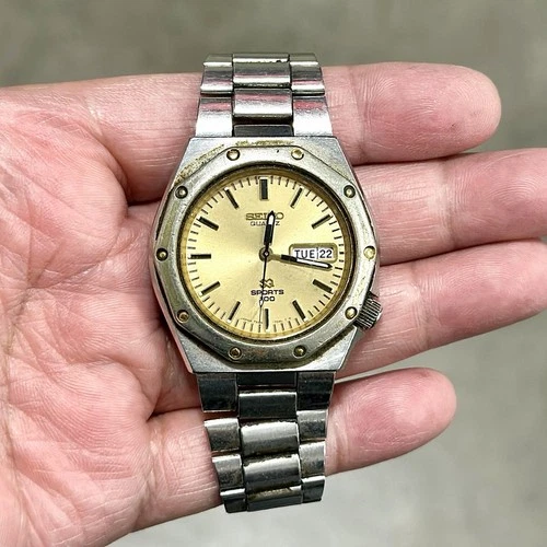 Rare Vintage Seiko Watch Men SQ Sports 100 Silver Gold Royal Oak Steel Diver