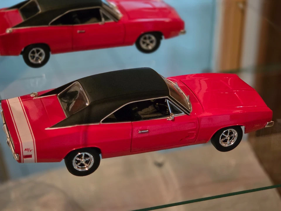 1969  Dodge Charger RT/ Hemi 1 :18 , Neuzustand, Vinyldach, Sehr seltenes Modell - Bild 2 von 4