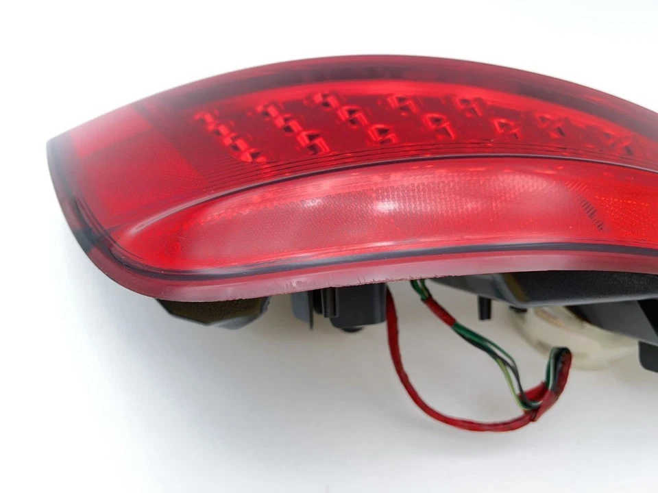 Luz trasera derecha Nissan Murano 2006-2007 3,5 L AWD -SL- 42600 Foto 3 de 4