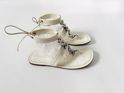 AZZEDINE ALAÏA Paris - Vintage 90er Jahre flache Sandalen mit Silberornament Gr. 39