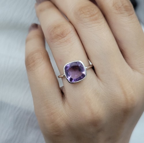 Favoloso anello in argento sterling massiccio 925 taglio cuscino ametista viola naturale - Foto 5 di 9