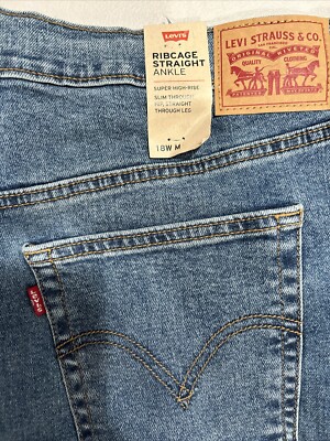 Levi's Women's Plus size 18W Ribcage Straight Ankle Blue button