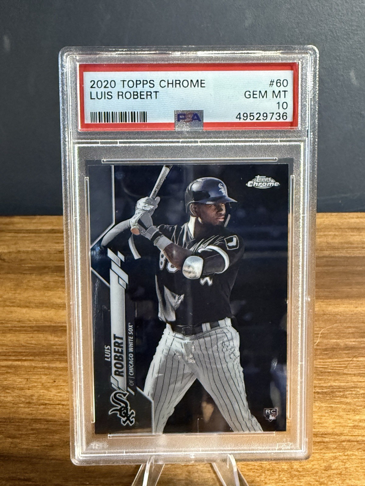 2020 Topps Chrome - Luis Robert #60 Batting (RC)