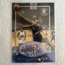 1997 SB SCOREBOARD KOBE BRYANT AUTOGRAPHED COLLECTION ROOKIE RC GOLD SIGNATURE 