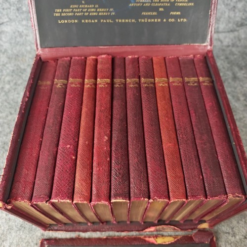 Shakespeare's Complete Works in 12 Volumes - 1896 Hardback Edition in case - Picture 3 of 21