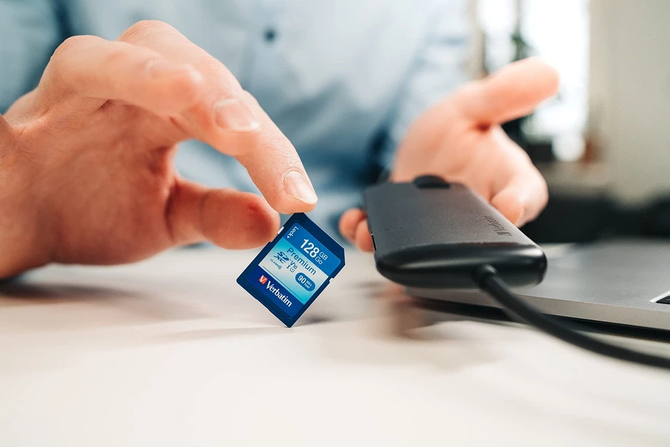 Verbatim 128GB SDHC Memory Card UHS I U1 90MBs Full HD Waterproof Shockproof - Image 2 of 4