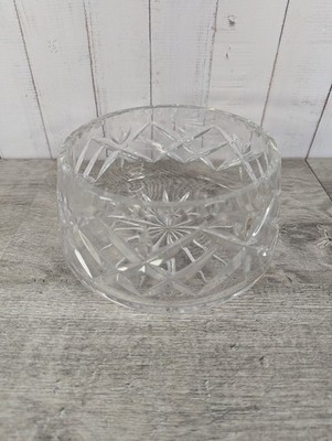 Große Vintage geschliffenes Glas Kristall Schale Durchmesser 18 cm (7'') Tiefe 9 cm (3,5'')