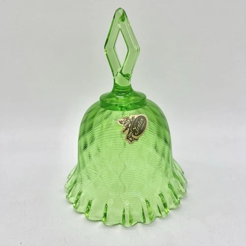 Vintage Fenton Art Glass Springtime Green Threaded Diamond Optic Bell Ruffled