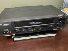 Sylvania VCR VHS Player Recorder SSV6001 19 Micron Head HQ Tested No Remote