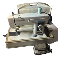 Janome 535 Sewing Machine Tested w Case Sanco & Pedal Ships Free