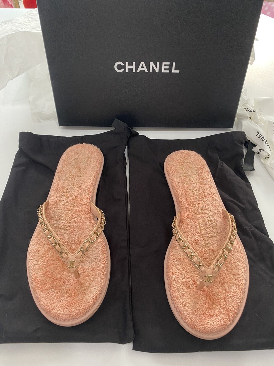 CHANEL Lambskin CC GOLD Chain Thong Sandal Pink Sz 39