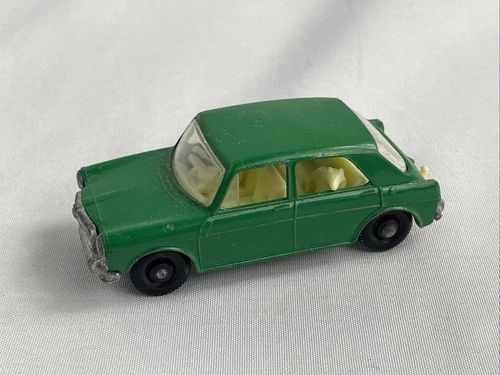 Matchbox No. 64 - MG 1100 Sedan with Driver and Dog in GREEN Vintage 1960s
